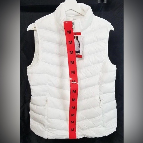 32 Degrees Jackets & Blazers - 32 Degree Heat White Puffer Vest NWT